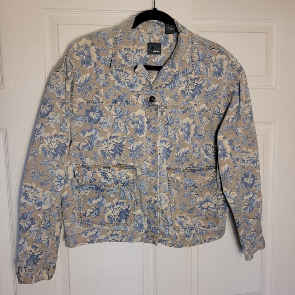 Vintage 90s Floral Boxy Jean Jacket Cropped Shacket Pockets by Liz Wear Trendy - Picture 2 of 11